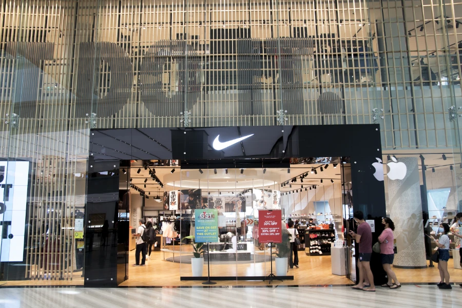 nike logo website laten maken